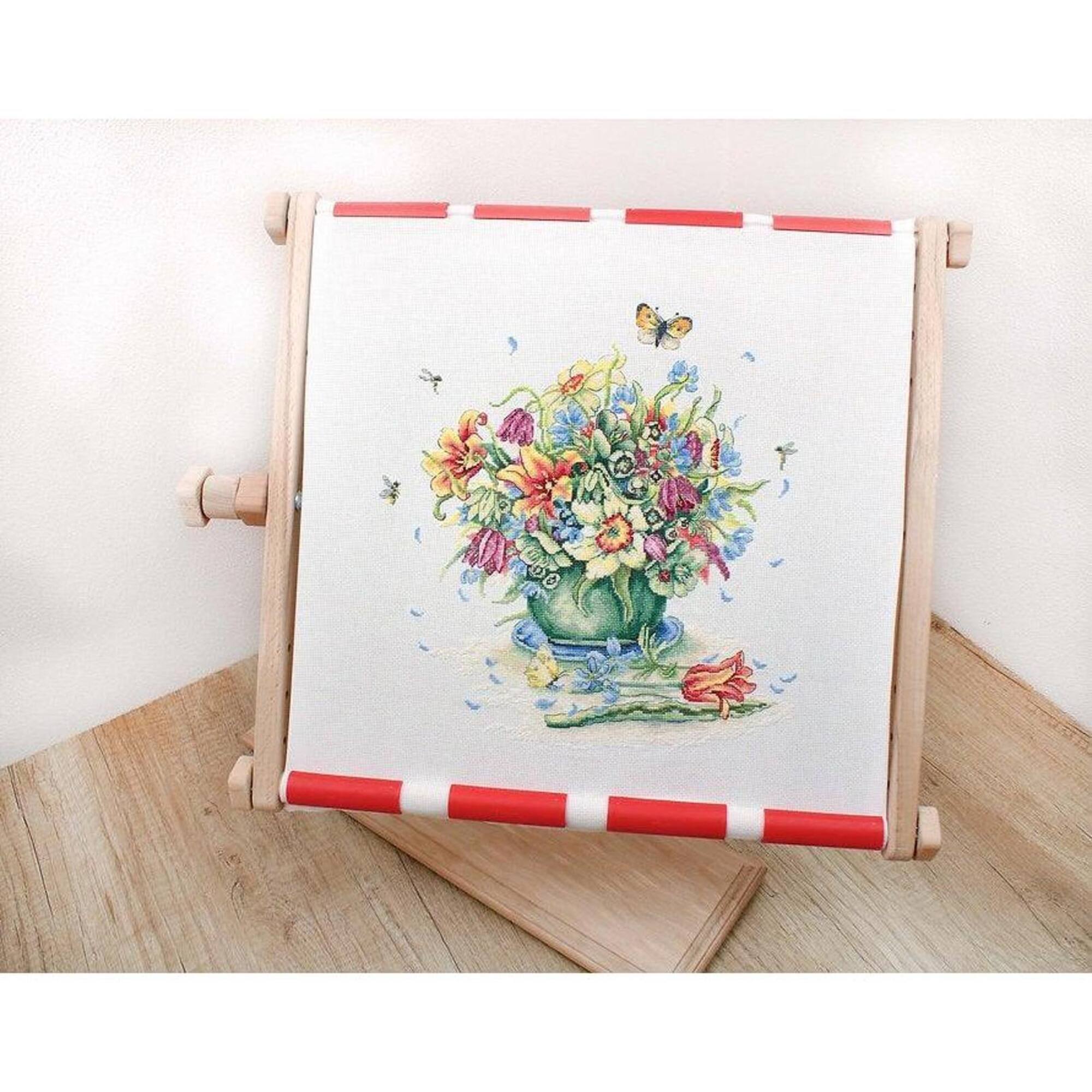 Luca-s April Bouquet Counted Cross Stitch Kit